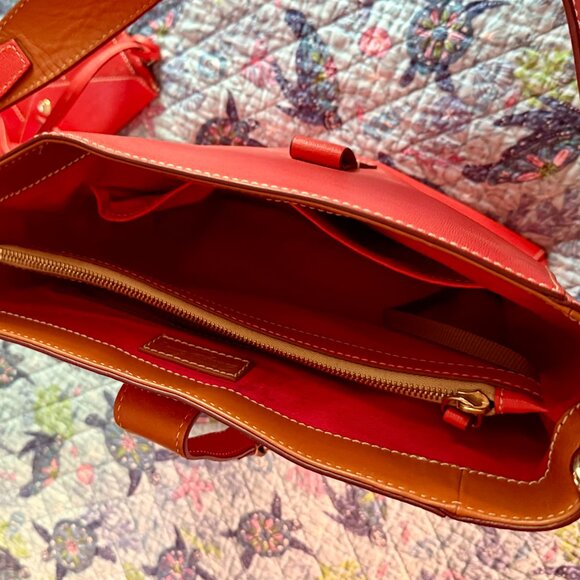 Dooney & Bourke Ashby GeraniumTote w Wallet - Picture 13 of 13